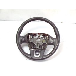 Volante con comandi Renault...