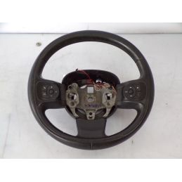 Volante con comandi Fiat...