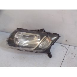 Faro anteriore sinistro...