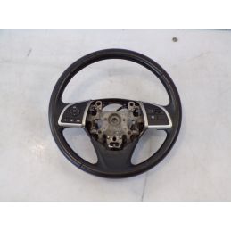 Volante con comandi...