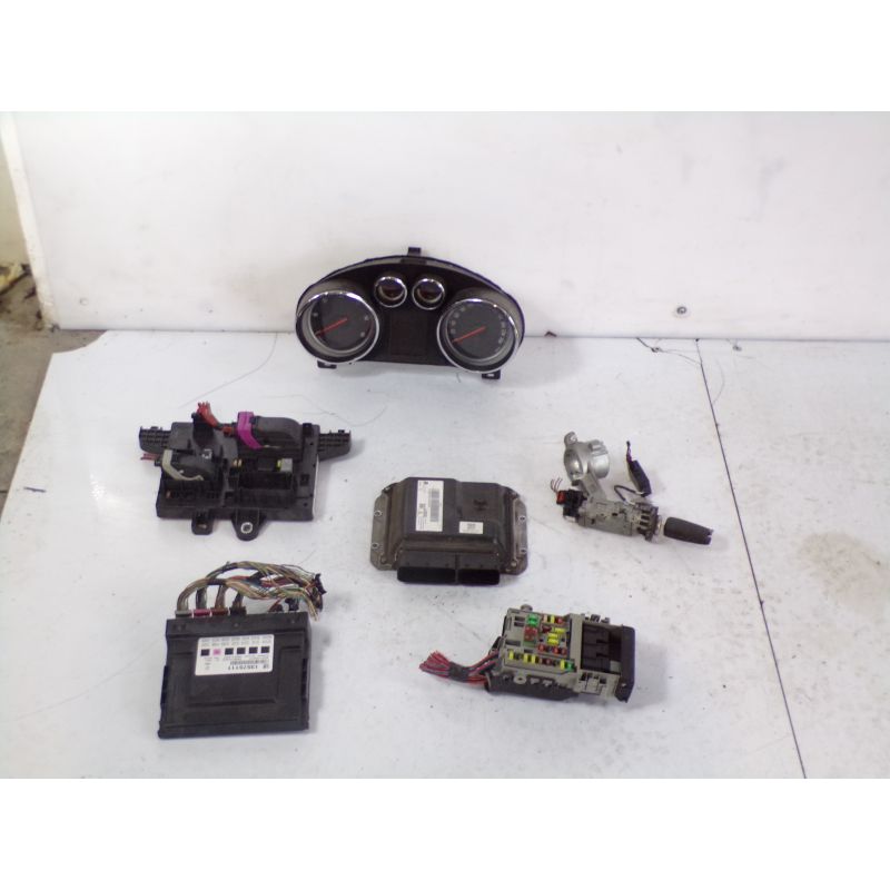 Kit Accensione Opel Astra J 1.7 crdi 2011 COD 13433772 - 13433772 - DS1-1739267906952